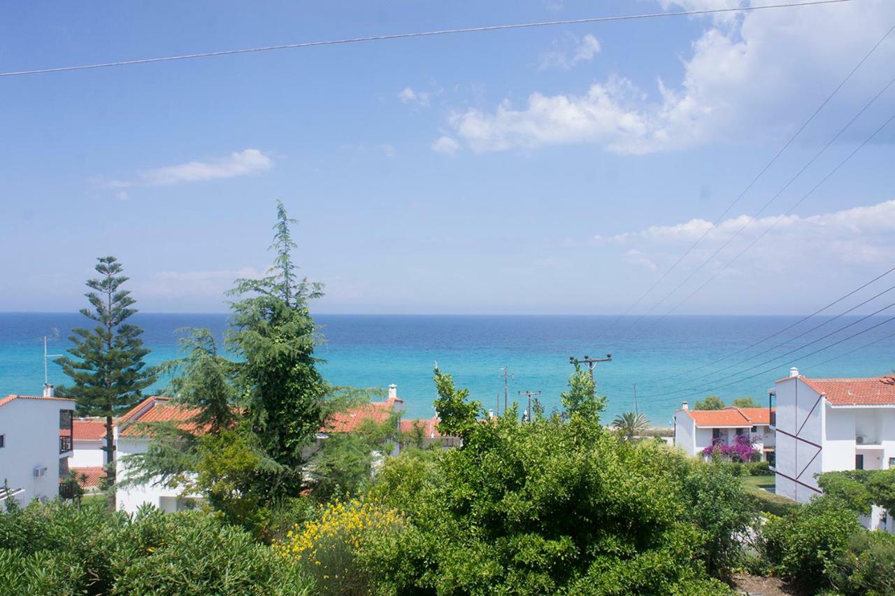 Possidi Aigaiopelagitika 2-Floor Beach House Kalandra ภายนอก รูปภาพ