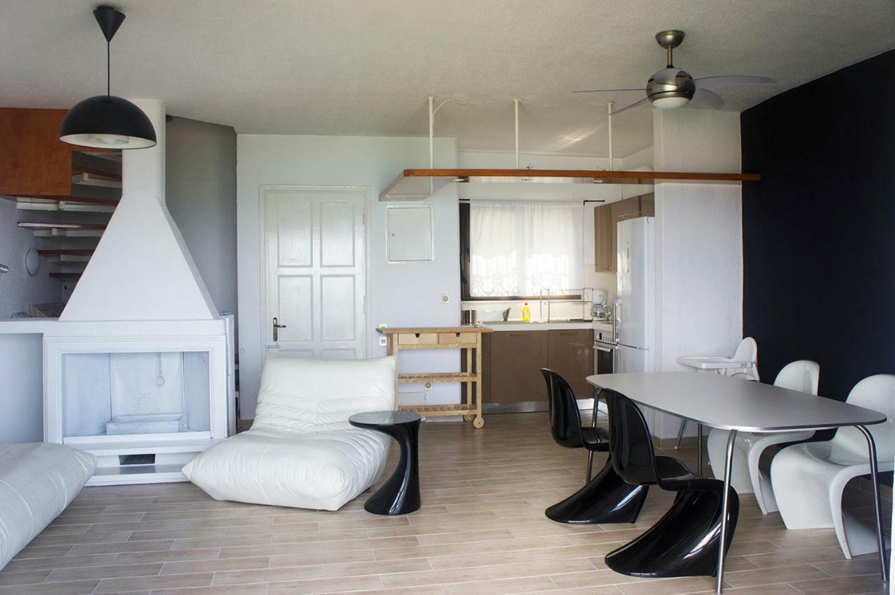 Possidi Aigaiopelagitika 2-Floor Beach House Kalandra ภายนอก รูปภาพ
