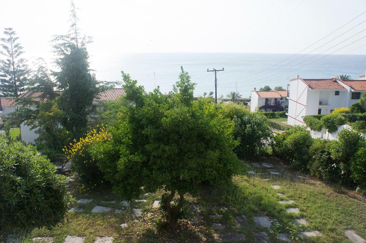 Possidi Aigaiopelagitika 2-Floor Beach House Kalandra ภายนอก รูปภาพ